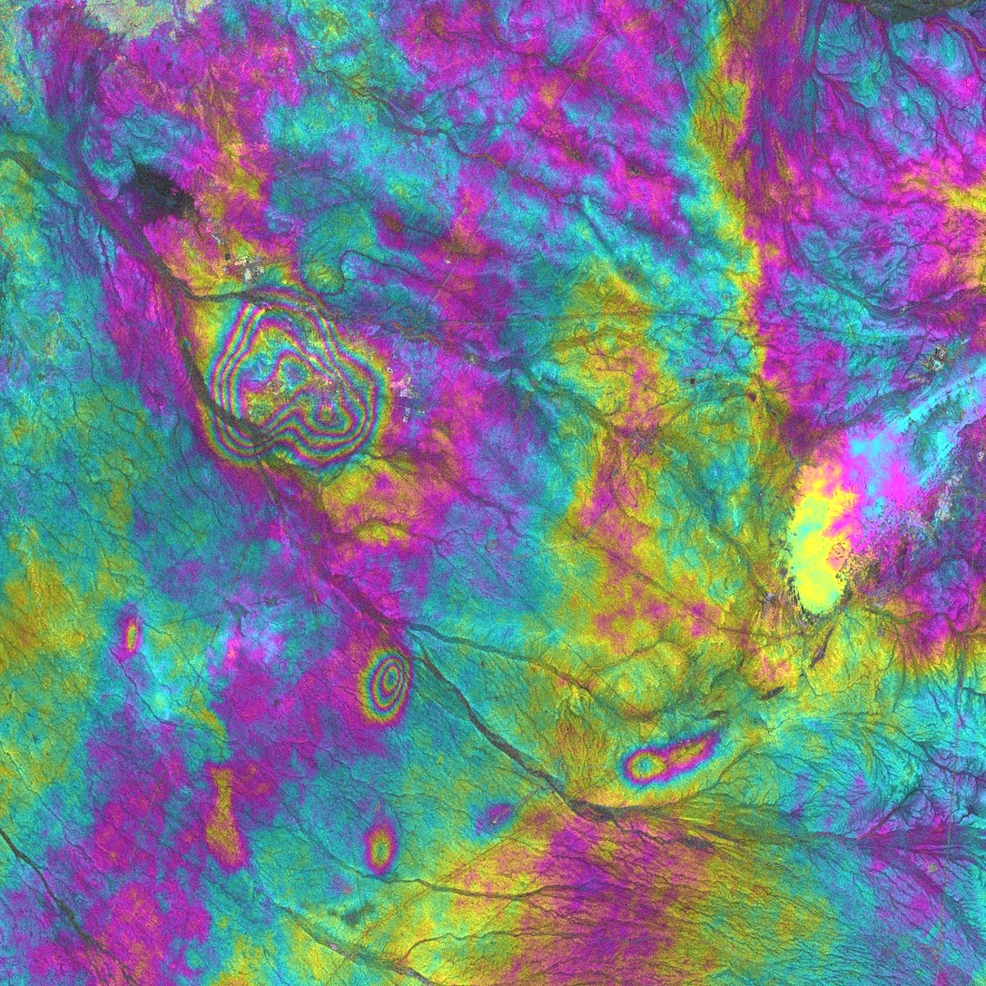 Sentinel-1 interferogram over oil fields in Yibal, Oman